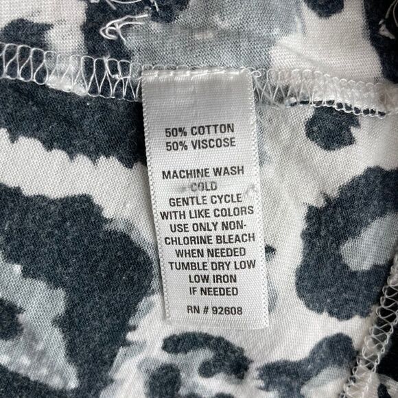 NWT Passports Black, Gray & White Animal Print Top - Picture 9 of 9